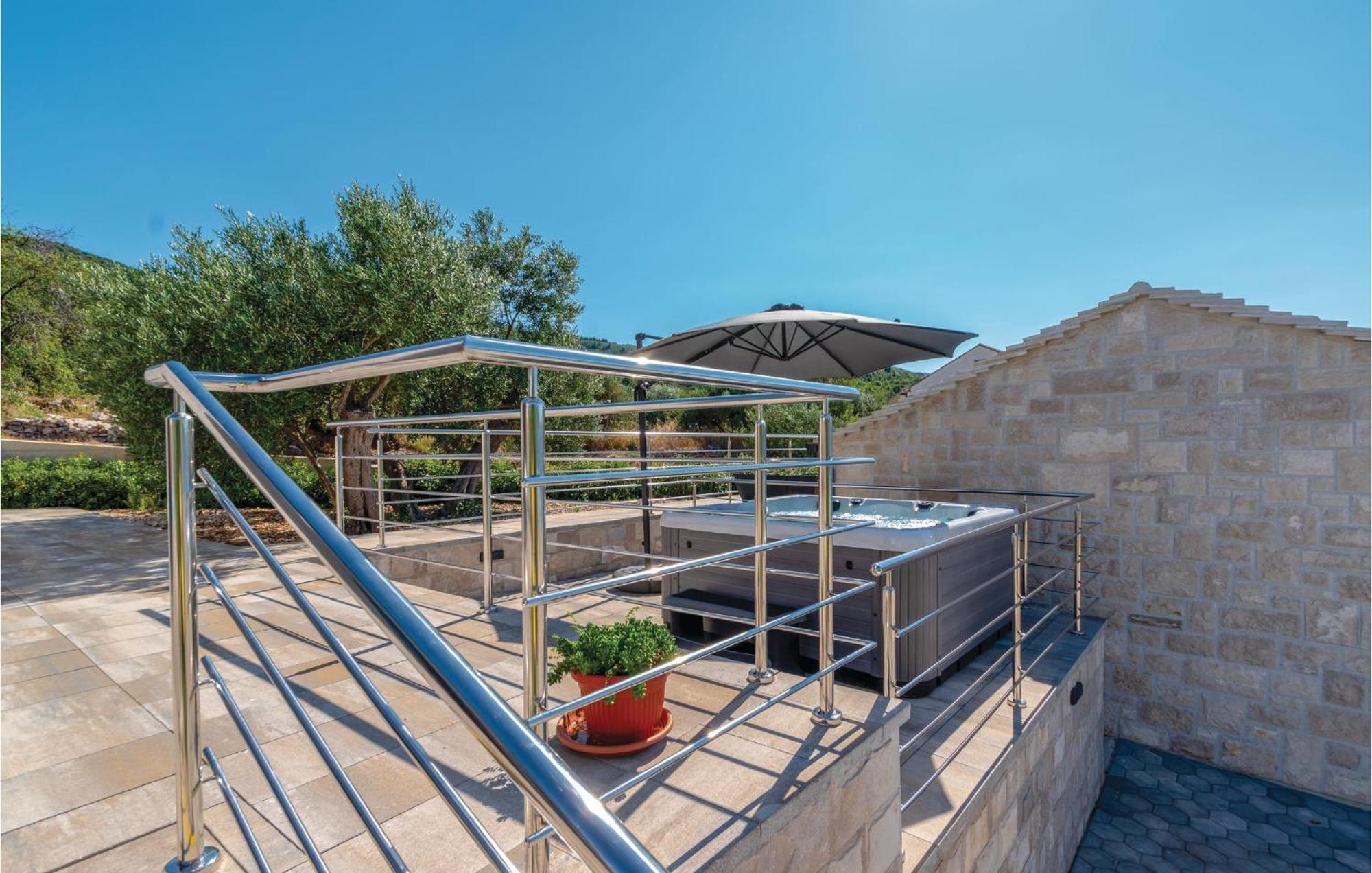 Nice Home In Kneze With Wifi Pupnat Экстерьер фото
