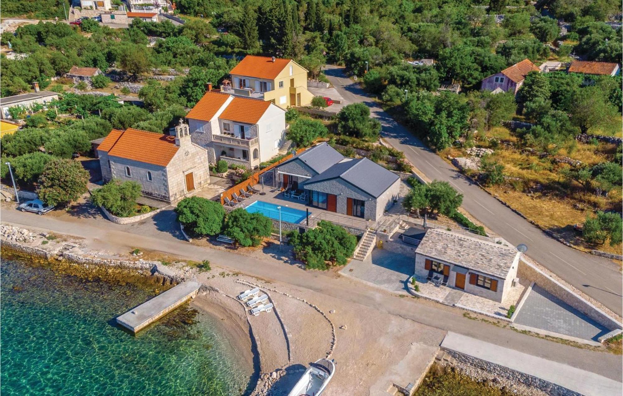 Nice Home In Kneze With Wifi Pupnat Экстерьер фото