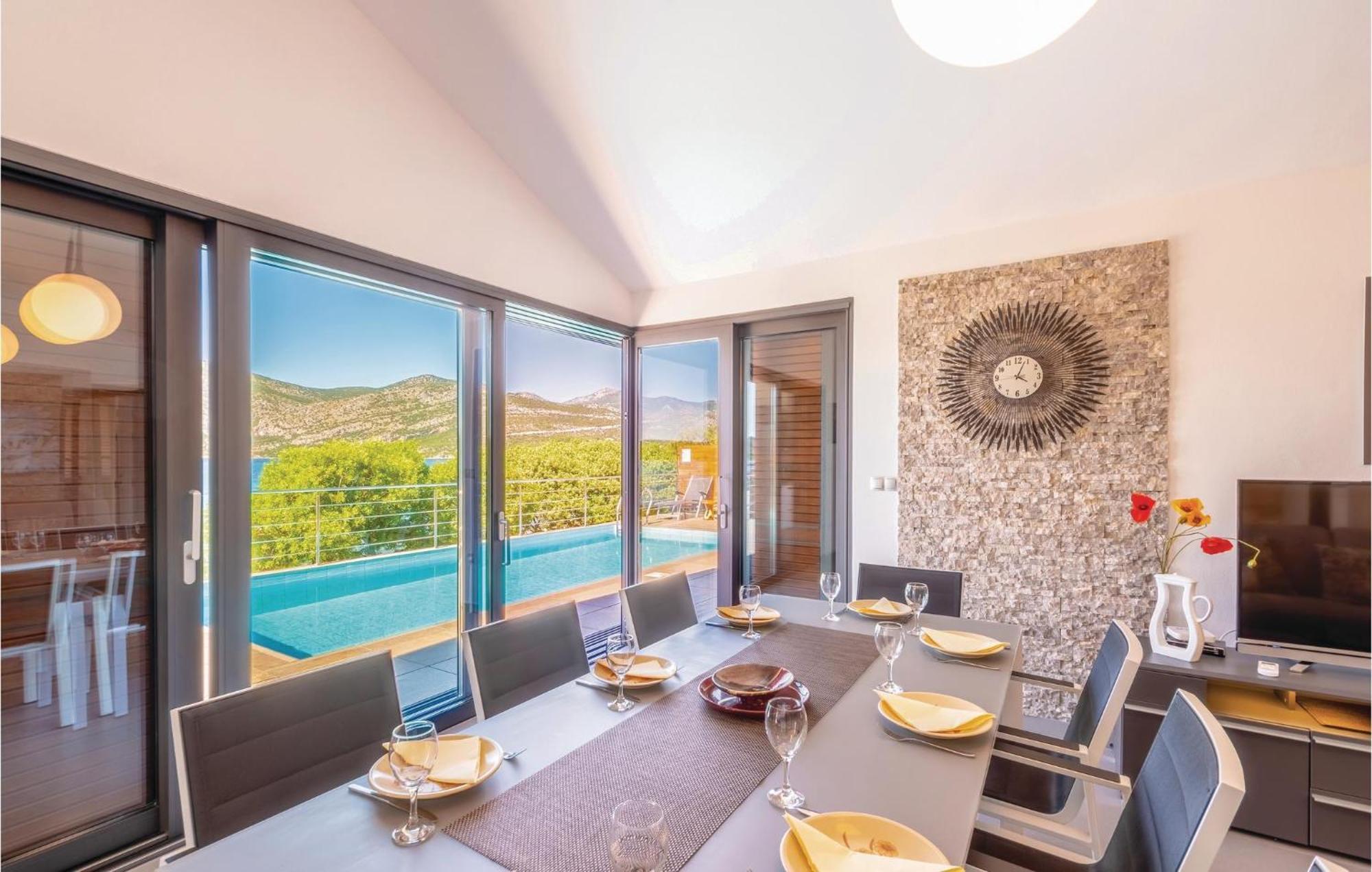 Nice Home In Kneze With Wifi Pupnat Экстерьер фото