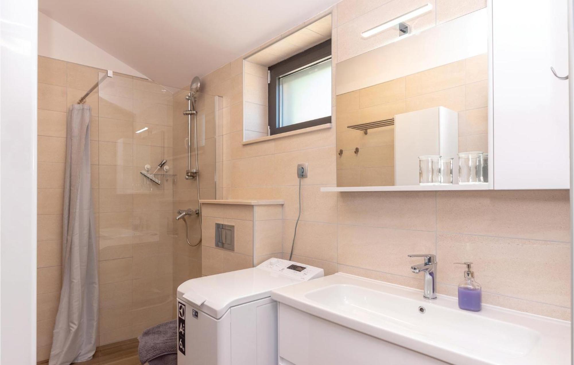 Nice Home In Kneze With Wifi Pupnat Экстерьер фото