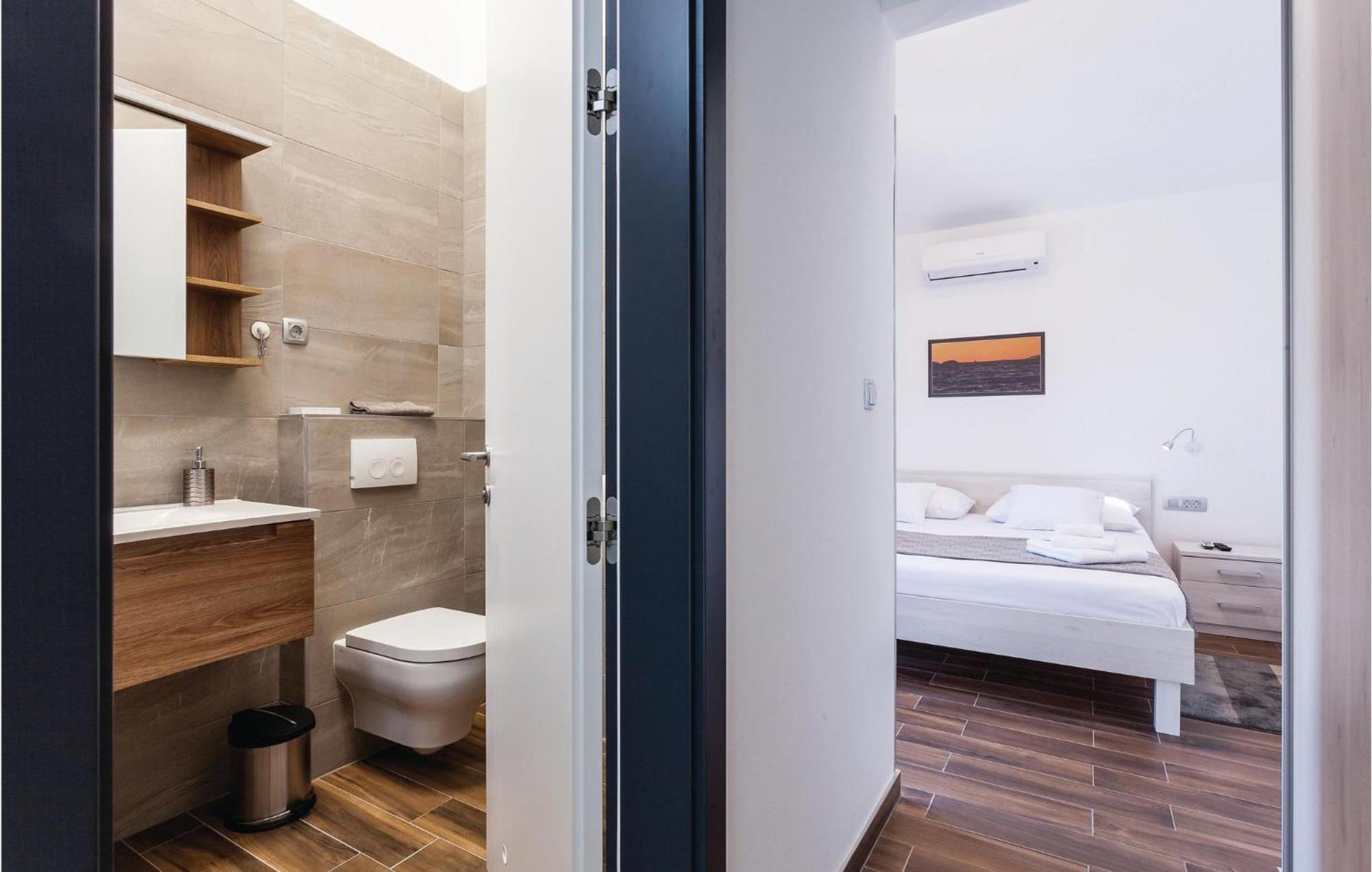 Nice Home In Kneze With Wifi Pupnat Экстерьер фото